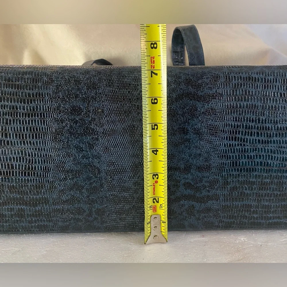 Stylish Blue Crocodile Pattern Dog Carrier Hang in Shoulder Bag .